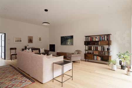 4 bedroom detached house to rent - Photo 3