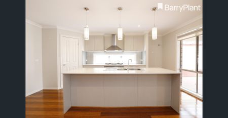 **REGISTER TO INSPECT VIA REALESTATE.COM.AU LINK & PHOTO ID MUST BE PROVIDED AT ENTRY, WHEN VIEWING ALL RENTAL PROPERTIES WITH BARRY PLANT FRANKSTON* - Photo 2