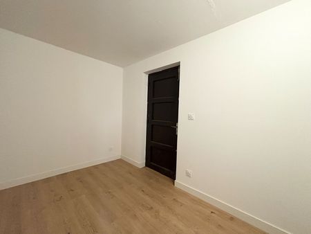 SAINT-AUBIN ? Rare petite maison T2 bis en duplex avec jardin privatif ? 53,69 m² au sol - Photo 5