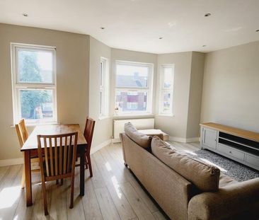 2 bedroom flat to rent - Photo 6