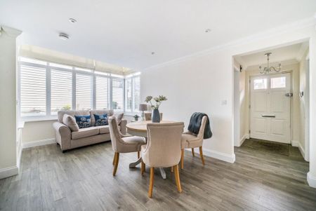 2 bedroom semi-detached house to rent - Photo 3