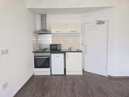 Trinity Road, Bootle, L20 - Photo 2