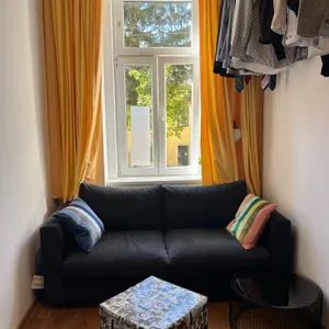 Nachmieter gesucht: Möblierte 1-Zimmer-Wohnung in 1140 Wien, unbefristet - bevorzugt Studenten - Foto 2