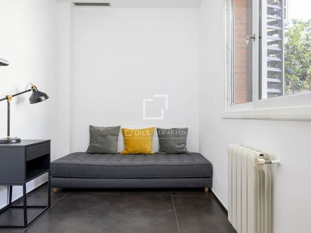 Renovated furnished apartment with terrace for rent between Gracia and Sant Gervasi - Foto 2