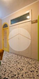 Monolocale in affitto - Photo 3