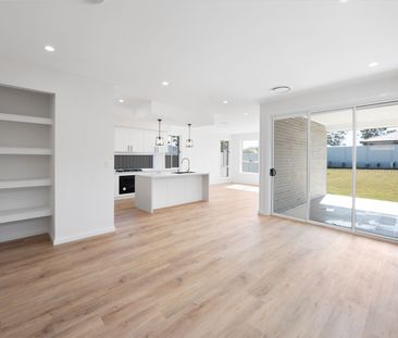 Luxurious Family Home in a Quiet Location - Photo 2