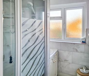 2 bedroom house to rent - Photo 2