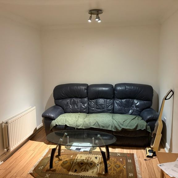 1 bedroom in a house share to rent - Photo 1