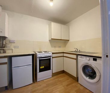 2 bedroom flat to rent - Photo 6