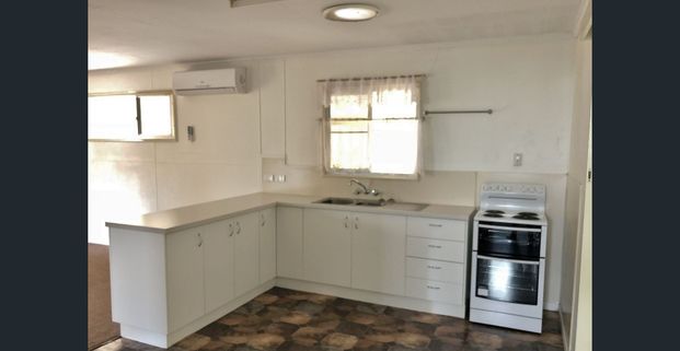 Two bedroom unit - Photo 1