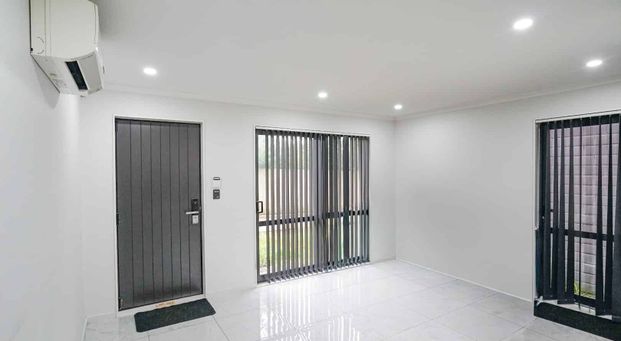 Everything at Your Doorstep! - Photo 1