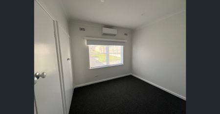 For Lease - Photo 3