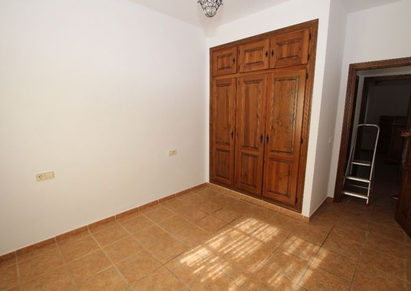 5 bed villa for long term rent, Urb. Ricmar, Marbella
