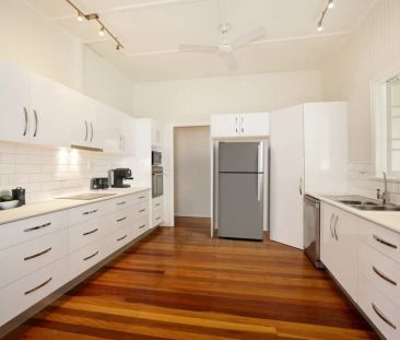 Timeless character, unbeatable location. - Photo 4