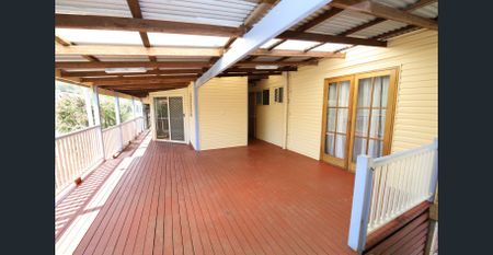 Spacious Family Home with Separate Granny Flat - Photo 4