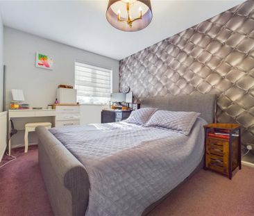 3 bedroom detached house to rent - Photo 4