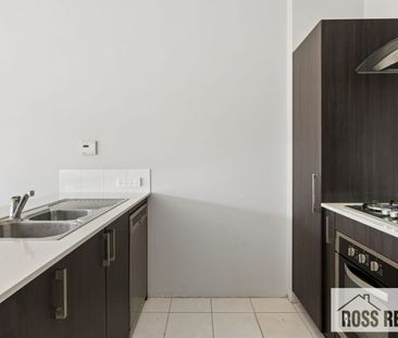 MODERN 3-BEDROOM HOME WITH EASY-CARE LIVING - Photo 6