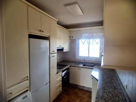 Se alquila precioso apartamento exterior con vistas al Teide y piscina. Con plaza de parking comunitaria y transtero - Photo 5