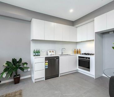 Luxury Apartment in Prime Location - Photo 3