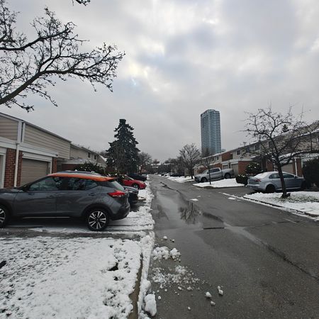 For Lease - 215 Mississauga Valley Unit# 131, Mississauga, Ontario - Photo 4