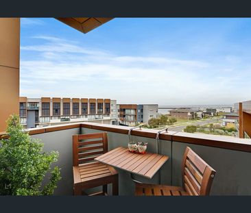 302/50 Catamaran Drive, Werribee South, Vic 3030 - Photo 2