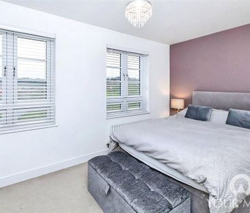 2 bedroom end of terrace house to rent - Photo 4