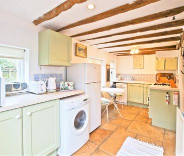 Walton Lane, Bosham - Photo 4