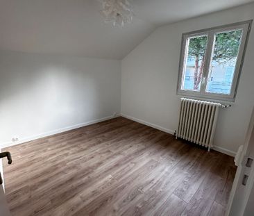 Maison Rueil Malmaison 68.12 m² - surface au sol 101.38m² - Photo 1