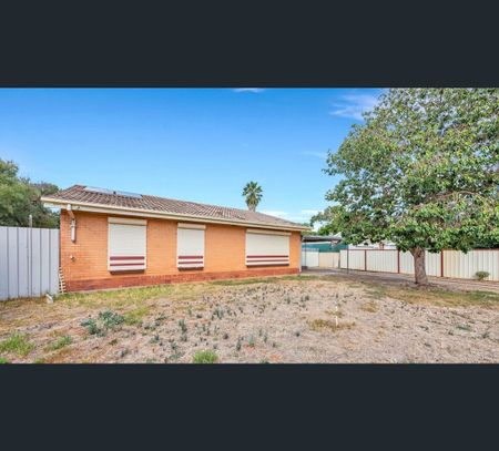 77 Crittenden Road, Smithfield Plains, SA 5114 - Photo 5