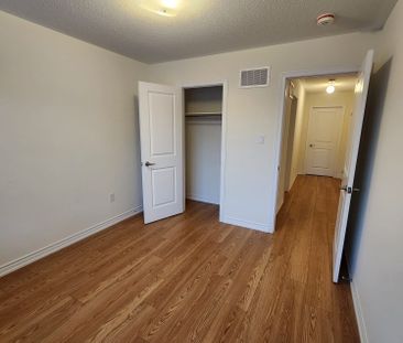 For Lease - 35 Tamworth Terrace, Barrie, Ontario - Photo 5