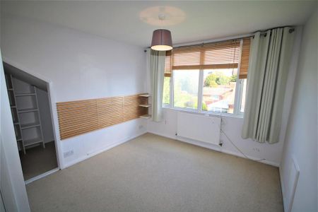 4 bedroom house to rent - Photo 2