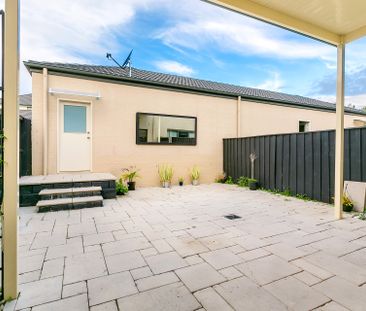 56 Betty Cuthbert Drive, Lidcombe NSW 2141 - Townhouse For Rent | D... - Photo 3