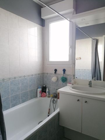 Location Appartement 4 pièces 84m² DIJON 21000 - Photo 3