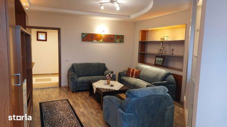 Top locatie! Apartament 2 camere Faleza Nord cu vedere la mare - Photo 2