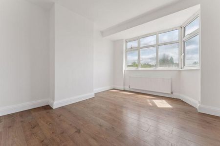 3 bedroom end of terrace house to rent - Photo 4