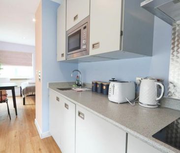 Studio to rent - Photo 6