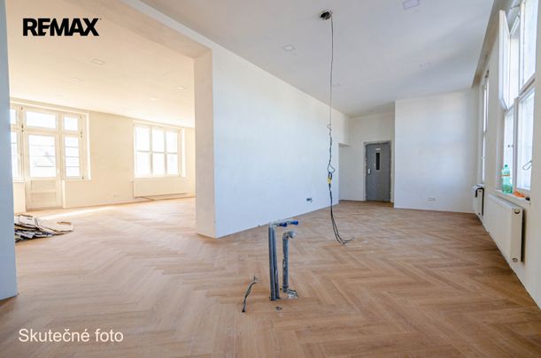 Pronájem bytu 3+1 127 m² - Photo 1