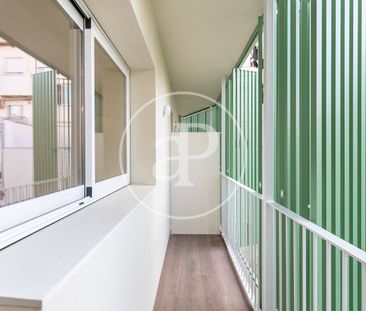 Newly built apartment for rent in Sants - Photo 2