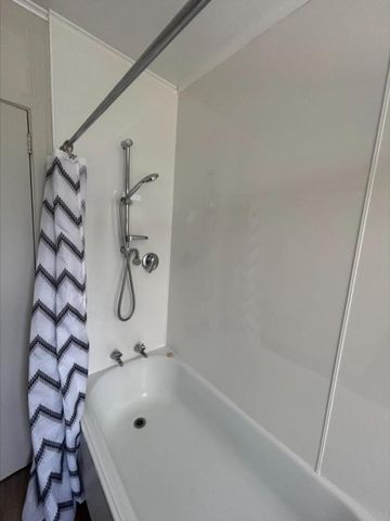 Two-Bedroom Brick Unit in Prime Waitara ... - Photo 4