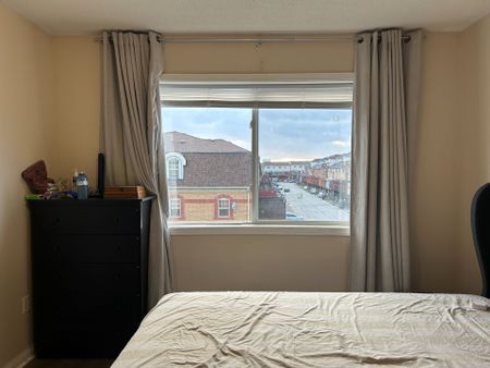 For Lease - 233A Rouge River Dr Drive, Toronto, Ontario - Photo 3