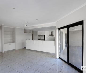 48 Casuarina Street - Photo 2