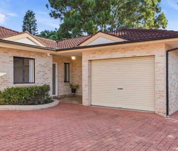 Stylish, Light-Filled Villa with Modern Updates & Outdoor Living - Photo 6