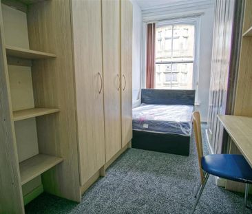 9 bedroom house share to rent - Photo 1