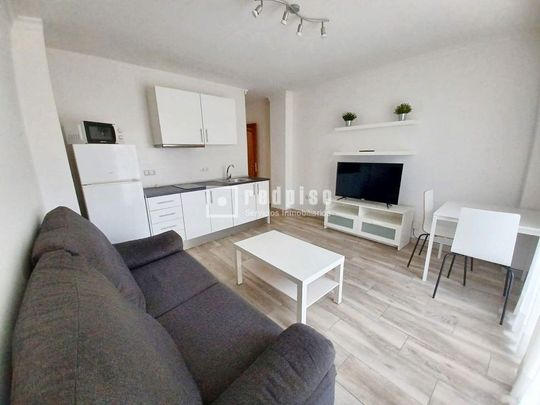 Málaga Capital, Andalusia 29017 - Foto 1