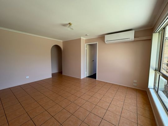NEW KITCHEN - FRESH PAINT - NEW CARPET - Photo 1