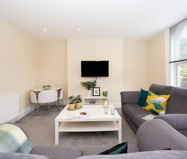 4 bedroom apartment to rent - Photo 3