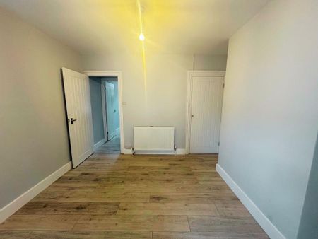 2 bedroom house to rent - Photo 3