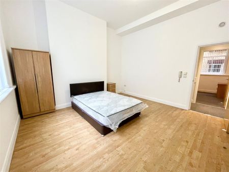 Westminster Chambers, Crosshall Street, Merseyside, L1 - Photo 4