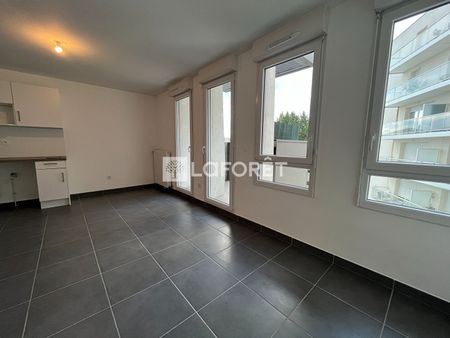 Apartment - Photo 3