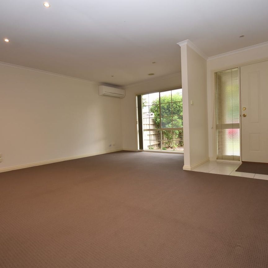 Neat and Sweet 2 bedroom unit - Photo 1